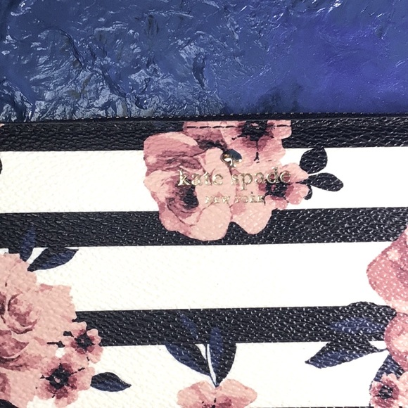 KATE SPADE  NY Rose Striped Lacey Wallet - Picture 2 of 7